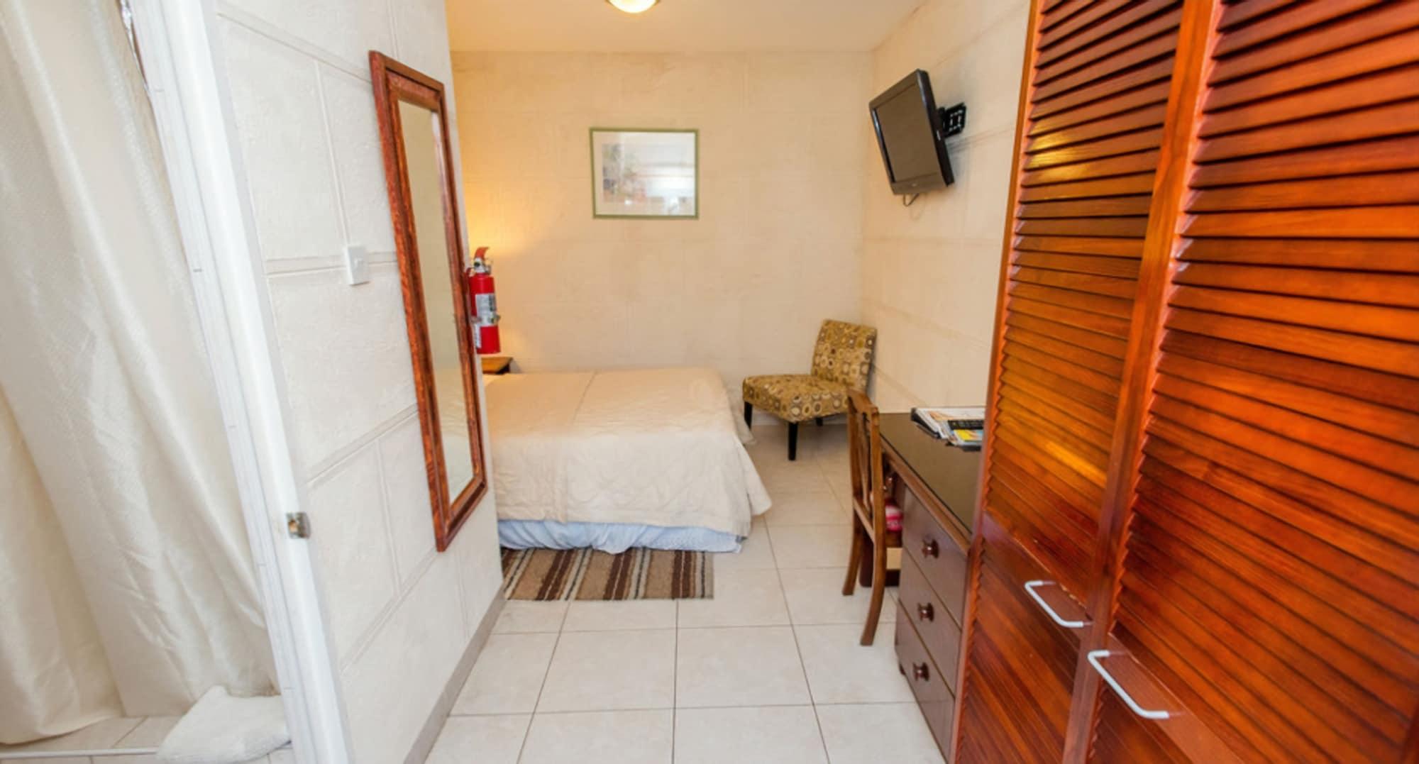 Ocean 15 Hotel Christ Church Bagian luar foto