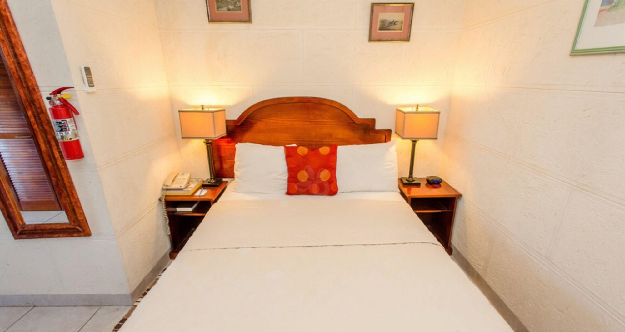 Ocean 15 Hotel Christ Church Bagian luar foto