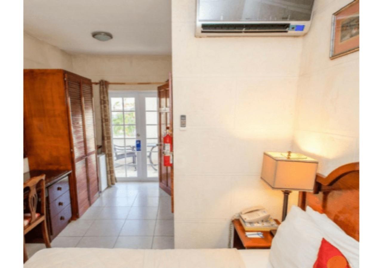 Ocean 15 Hotel Christ Church Bagian luar foto